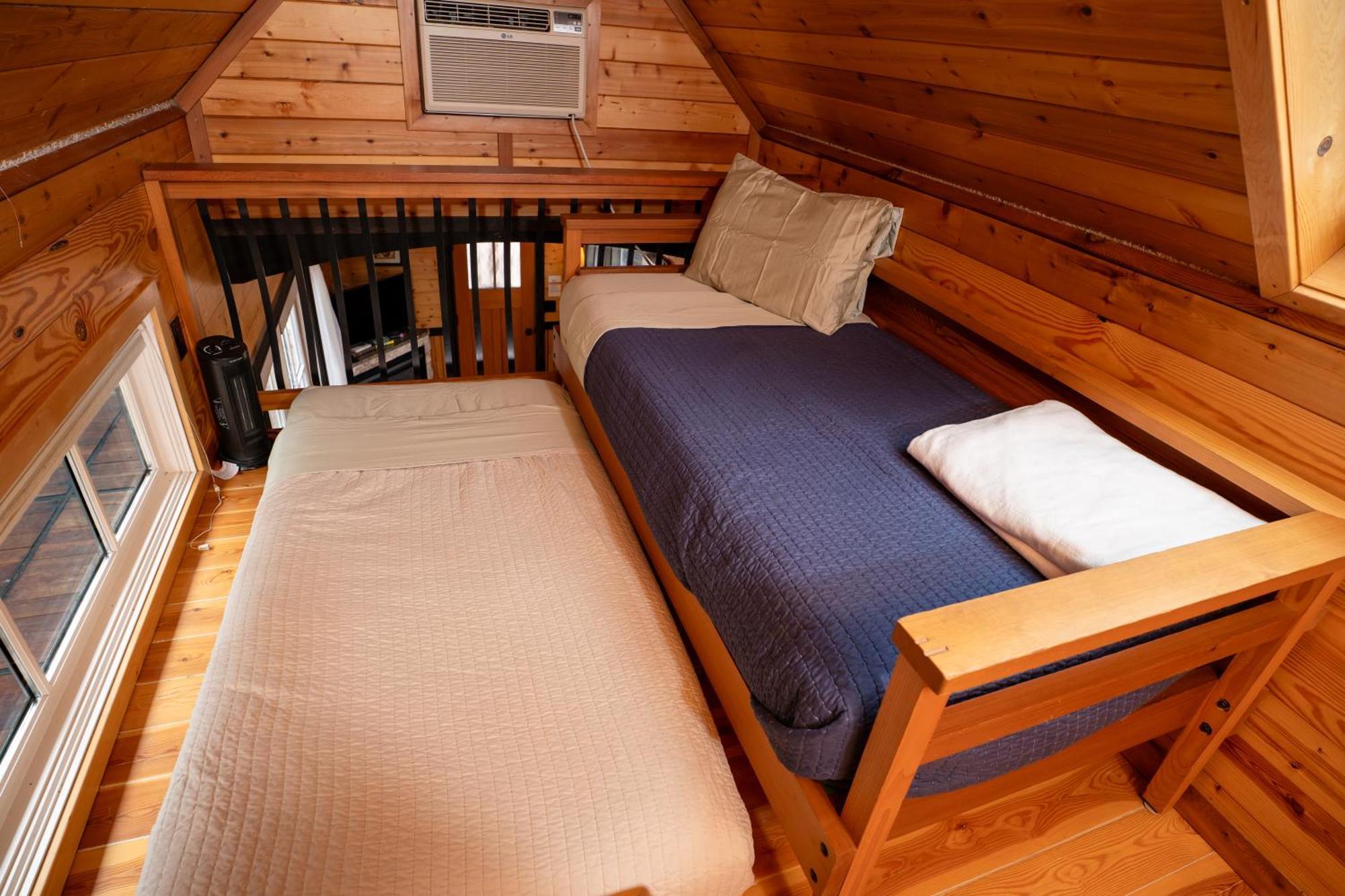 ליונס Weecasa Tiny Home Resort מראה חיצוני תמונה
